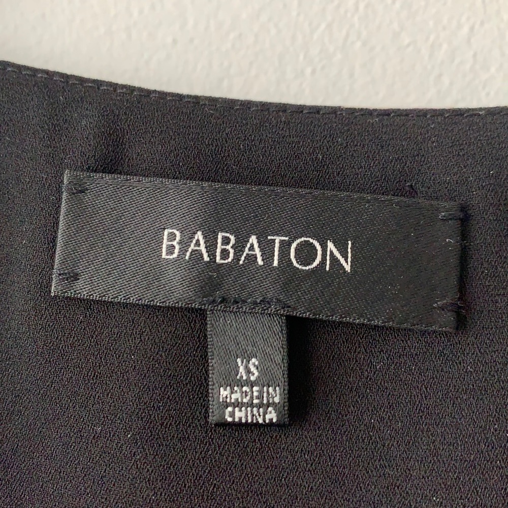 Aritzia Babaton Sleeveless Blouse - Picture 4 of 8